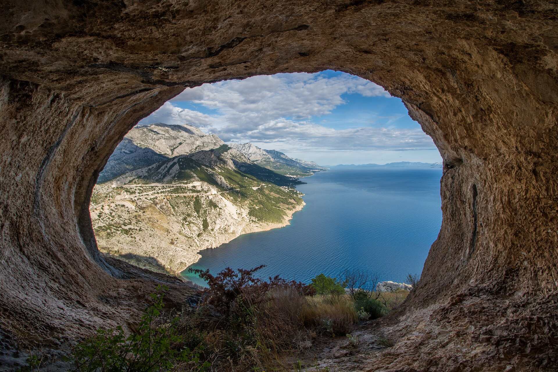 Góry i morze Chorwacja. Rejsy prywatnym jachtem z kapitanem.